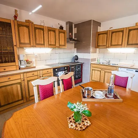 Nyaraló Valley View With Sauna Mrak Slap ob Idrijci