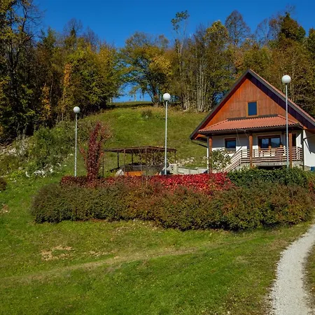 Valley View With Sauna Mrak Casa de Férias Slap ob Idrijci