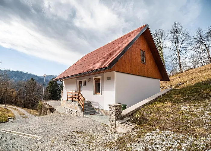 Valley View With Sauna Mrak بيت للعطل *