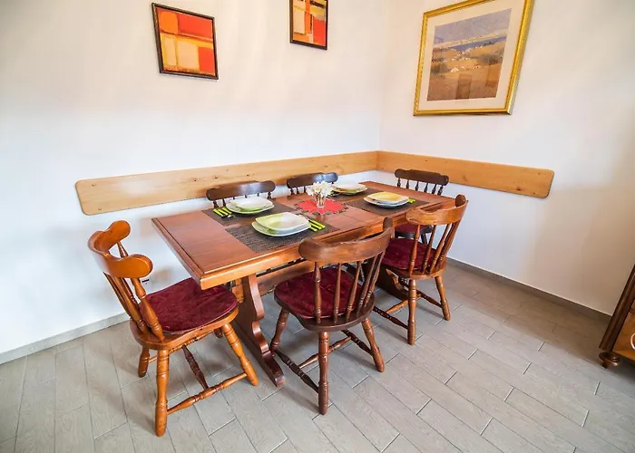 Valley View With Sauna Mrak