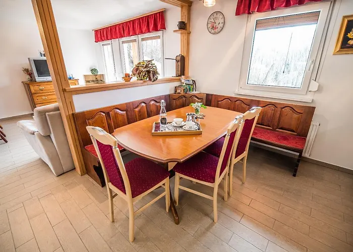 Valley View With Sauna Mrak