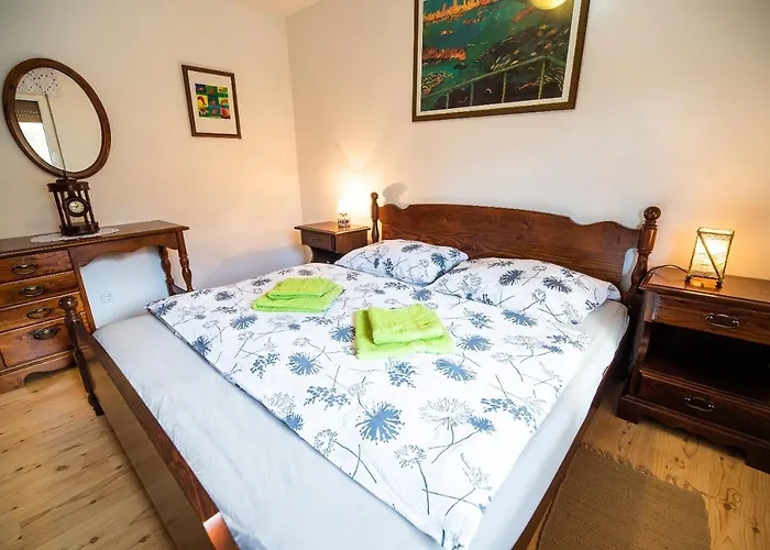 Valley View With Sauna Mrak