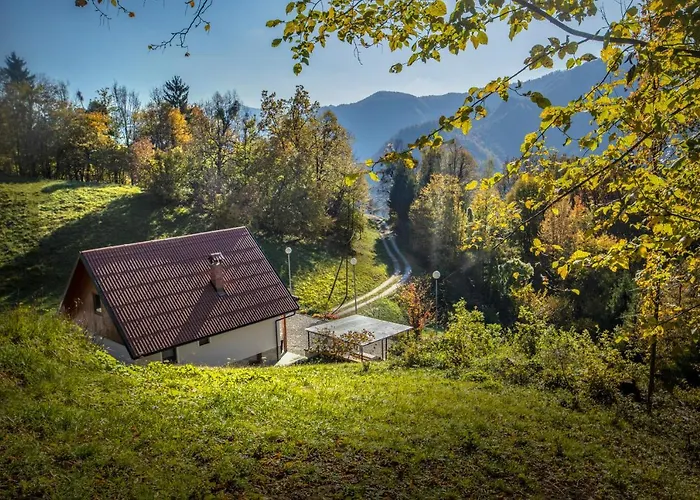 بيت للعطل Valley View With Sauna Mrak *