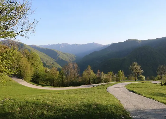 بيت للعطل Valley View With Sauna Mrak *